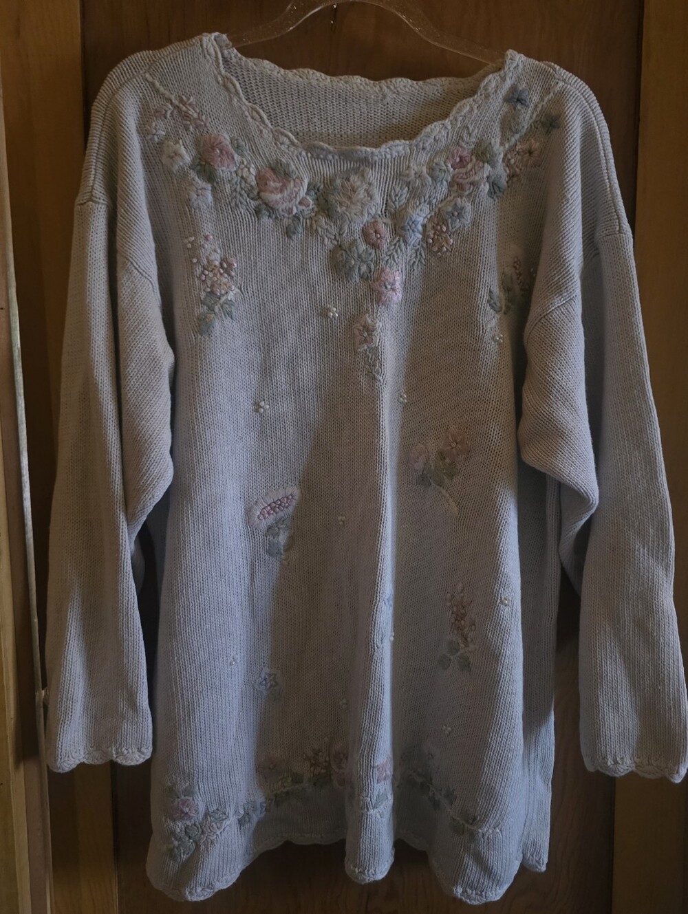 Vintage womens XL floral embroidered 3/4 sleeve thick knit sweater cardigan